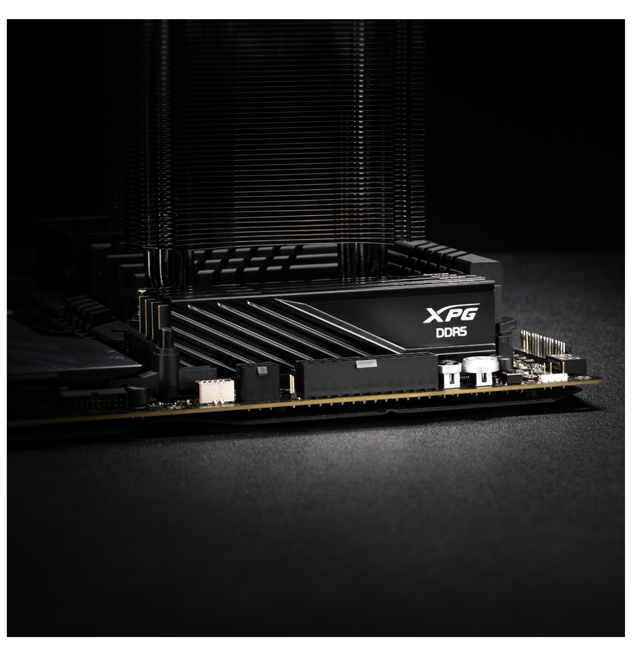Memoria RAM DDR5 DIMM 16GB 5600MHz CL46, XPG Lancer Blade, Color Negro. AX5U5600C4616G-SLABBK