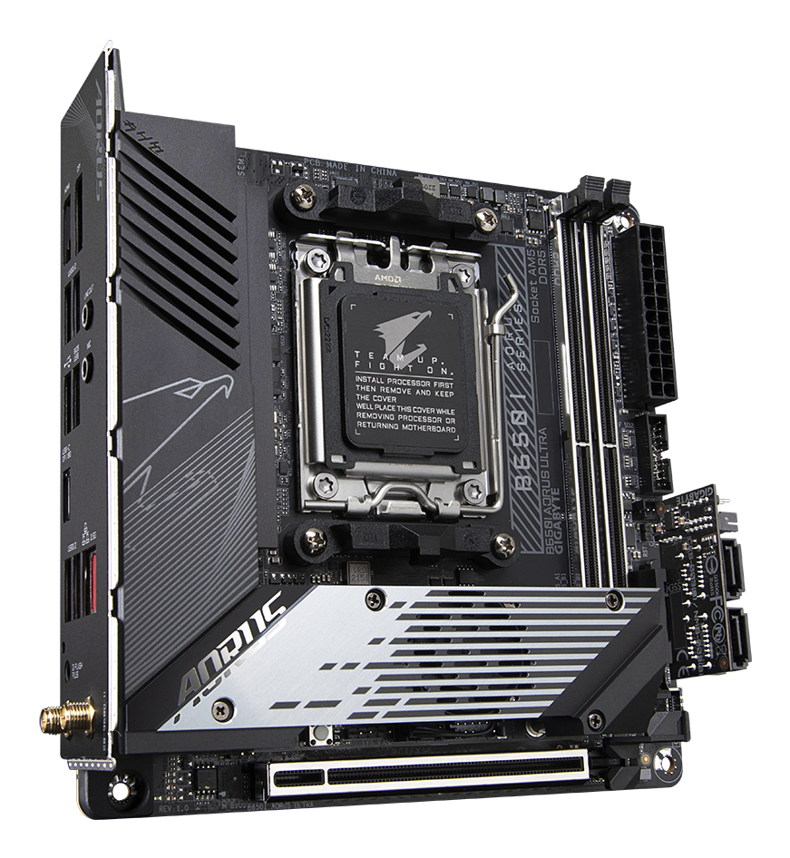 Motherboard AM5 Mini-ITX Gigabyte B650I AORUS ULTRA, 128GB RAM DDR5 Max, 1 M.2 PCIe 5 + 2 M.2 PCIe 4, Wi-Fi 6E + BT 5.2