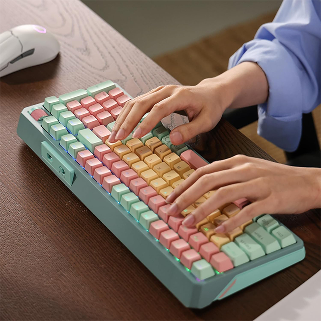Teclado Cooler Master MK770 Macaroon
