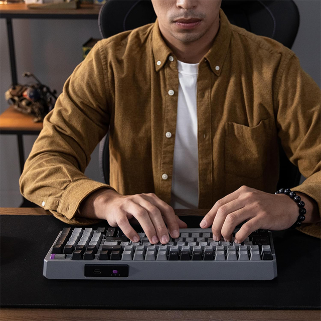 Teclado Cooler Master MK770 Space Gray