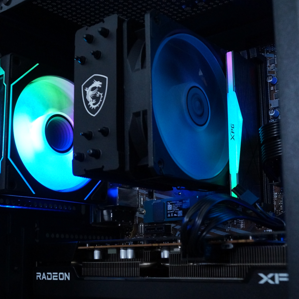 Ensamble EDGE | RX 7600 | Ryzen 5 5500 | 16GB RAM | 1TB SSD | Windows 11 Pro