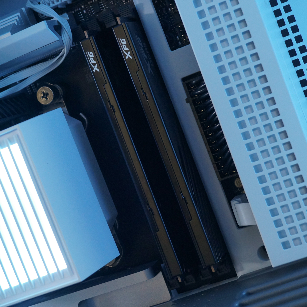 Ensamble DEEP WHITE | RX 9070 XT | Ryzen 7 9800X3D | 32GB DDR5 | 1TB SSD | Windows 11 Pro