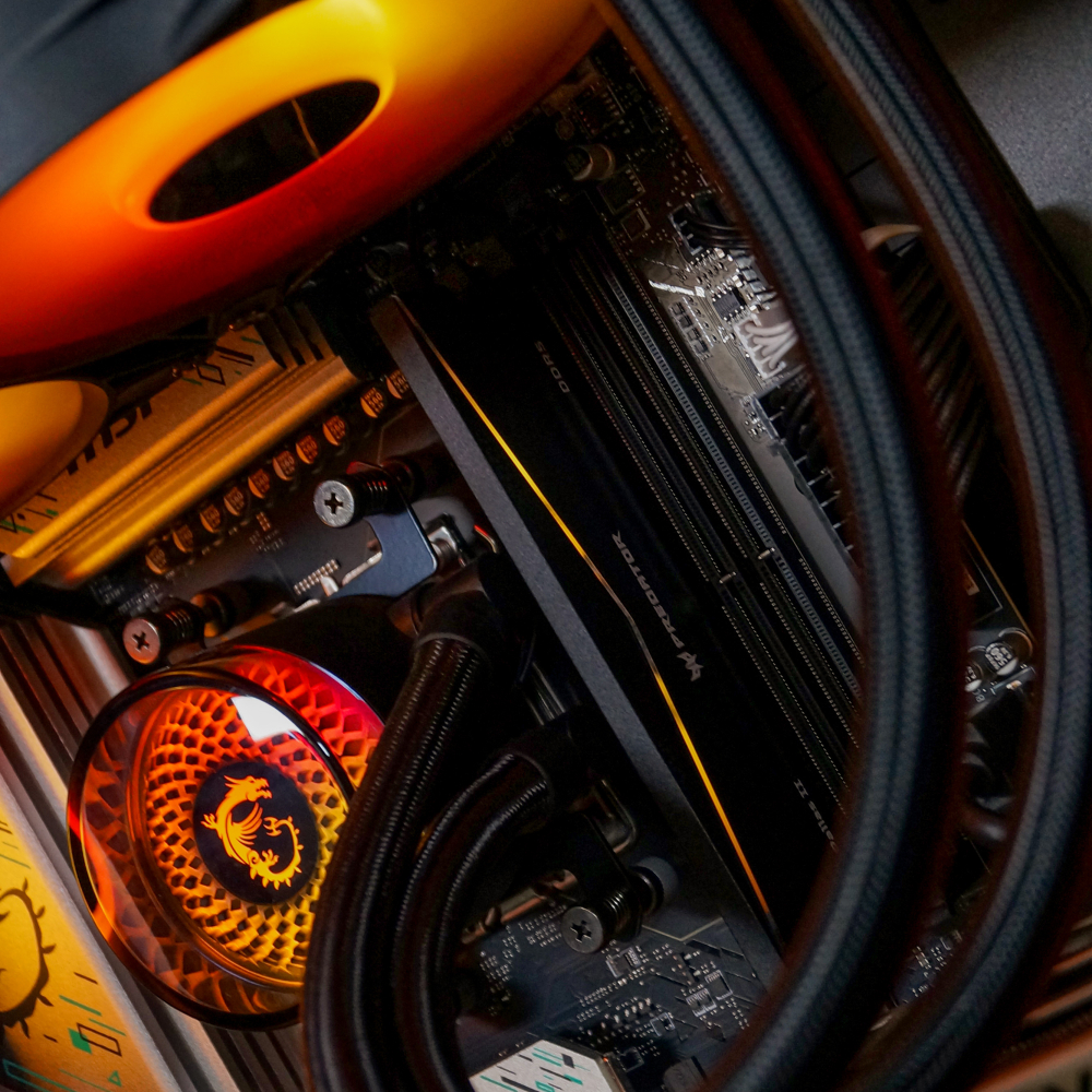 Ensamble KILLART | RTX 5070 | Ryzen 7 7700X | 24GB DDR5 | 1TB SSD | Windows 11 Pro
