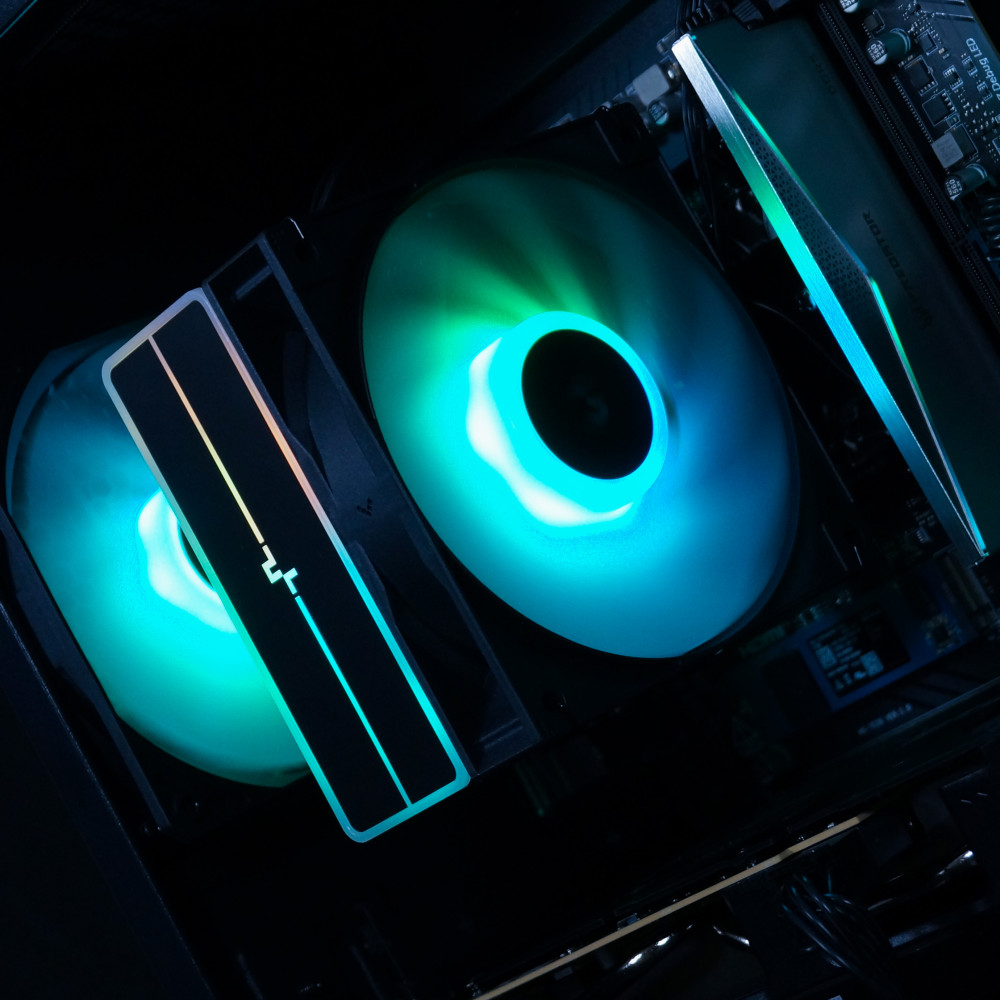 Ensamble REN-ATA | RTX 5060 | Ryzen 5 8600G | 24GB DDR5 | 1TB SSD | Windows 11 Pro