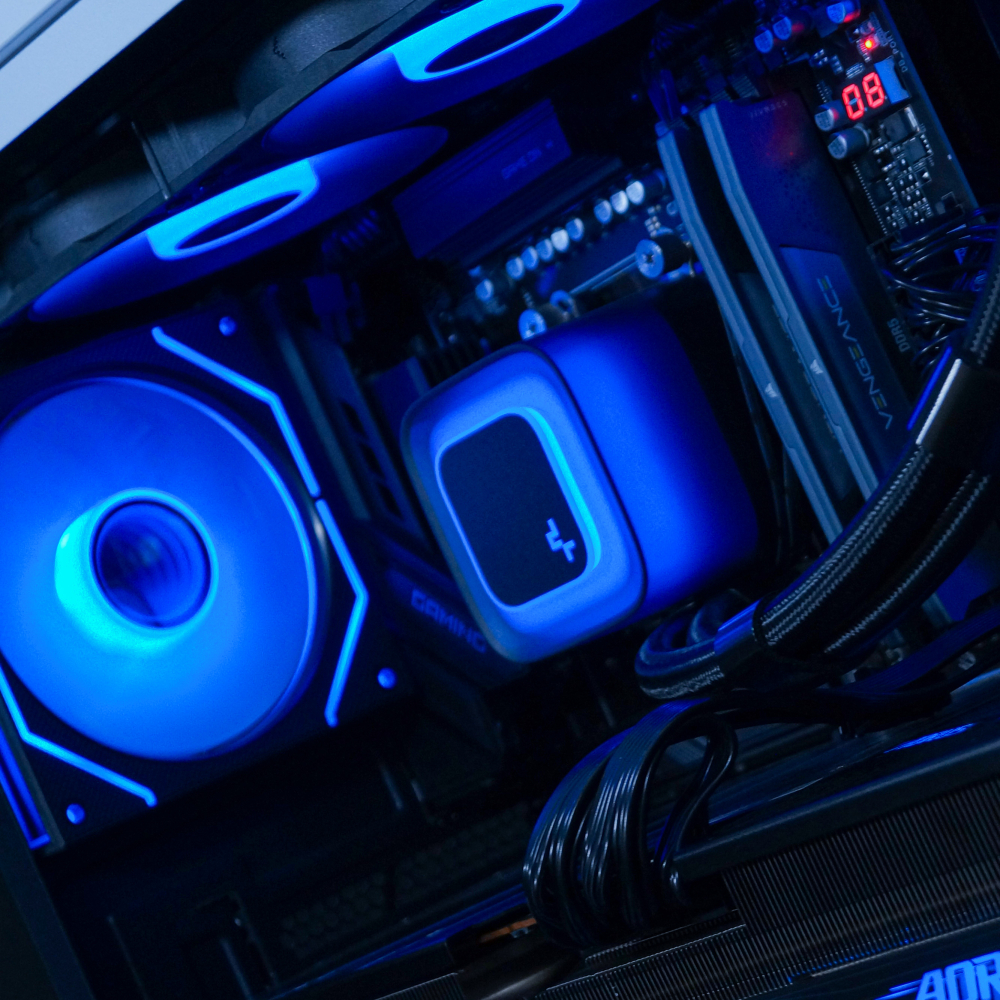 Ensamble SILVER BOX | RX 9070 XT | Ryzen 7 7700X | 32GB DDR5 | 1TB SSD | Windows 11 Pro