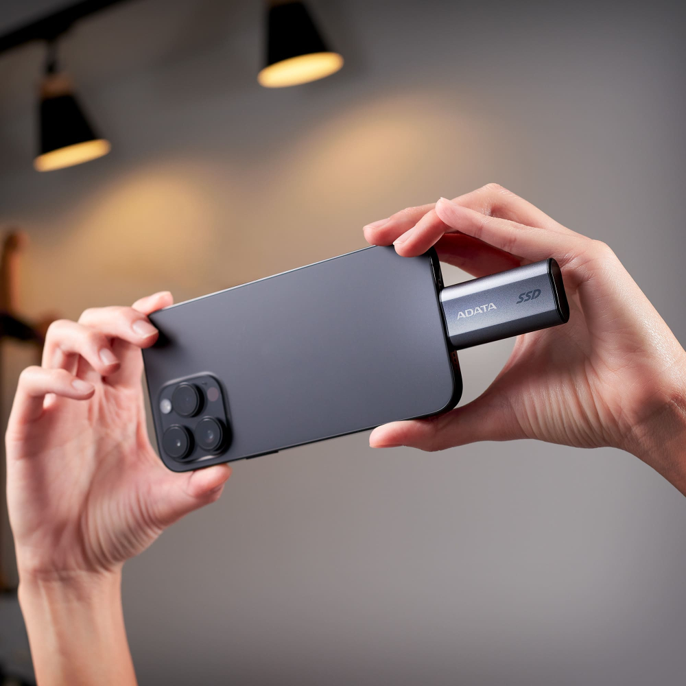 SSD Externo 1000GB Adata SC750, Lectura 1050MB/s Escritura 1000MB/s, USB-C 3.2 Gen 2, Color Plata