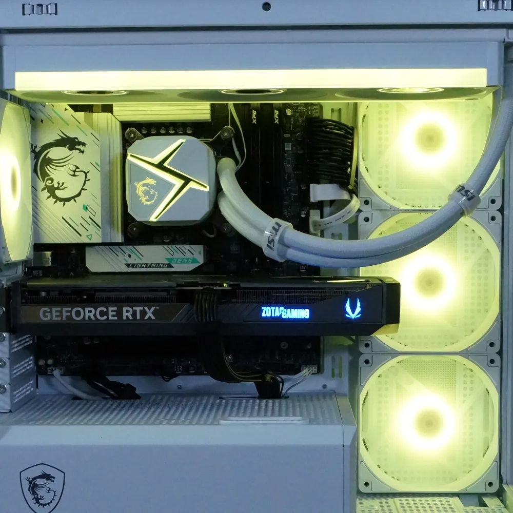 Ensamble VOLT | RTX 5070 | Intel Core Ultra 5 245KF | 32GB DDR5 | 1TB SSD | Windows 11 Pro - imagen 4